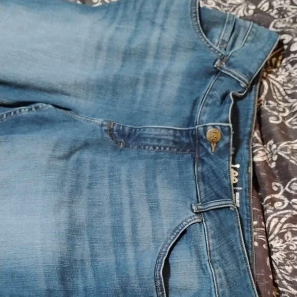 Lee Denim Straight Leg Jeans in Blue - Picture 4 of 8